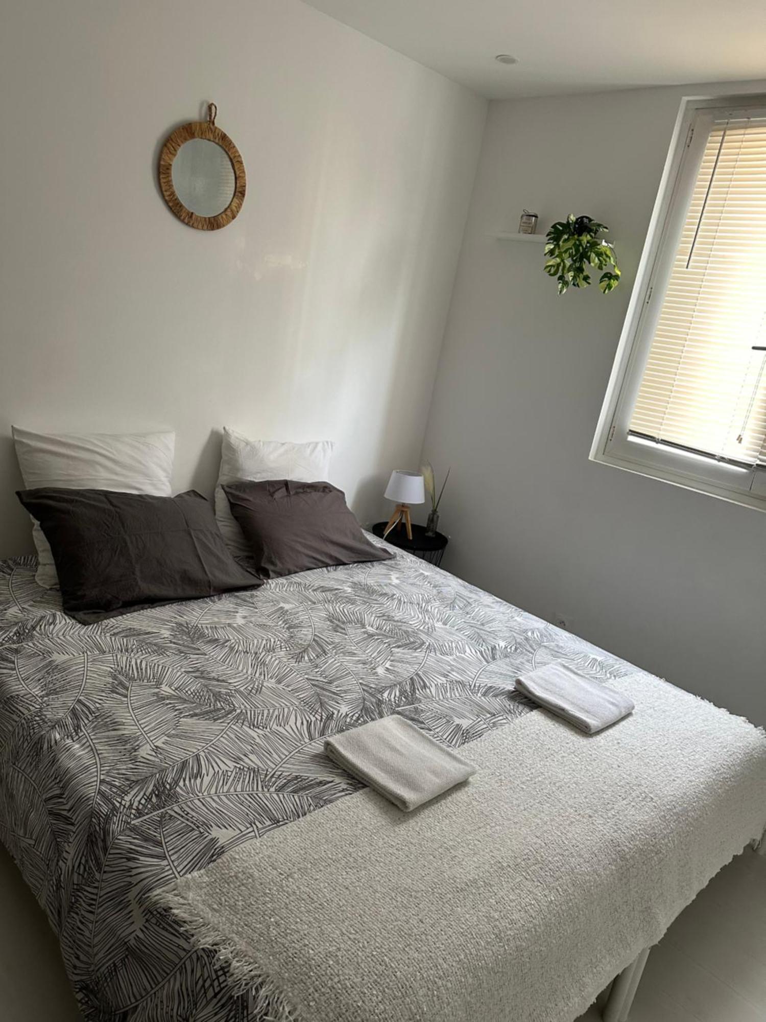 Privat Room In Private Security Residence With Free Parking, 1 Minute From Tramway, 9 Minutes From De Center, Accessible All Transports Nice Eksteriør billede